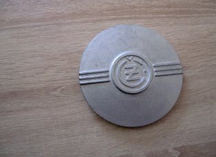 Víko zapalování ČZ380/514, 380/981 dle foto cena 420.-kč